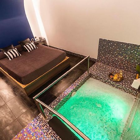 Hotel Tiro A Volo Pozzuoli Bagian luar foto